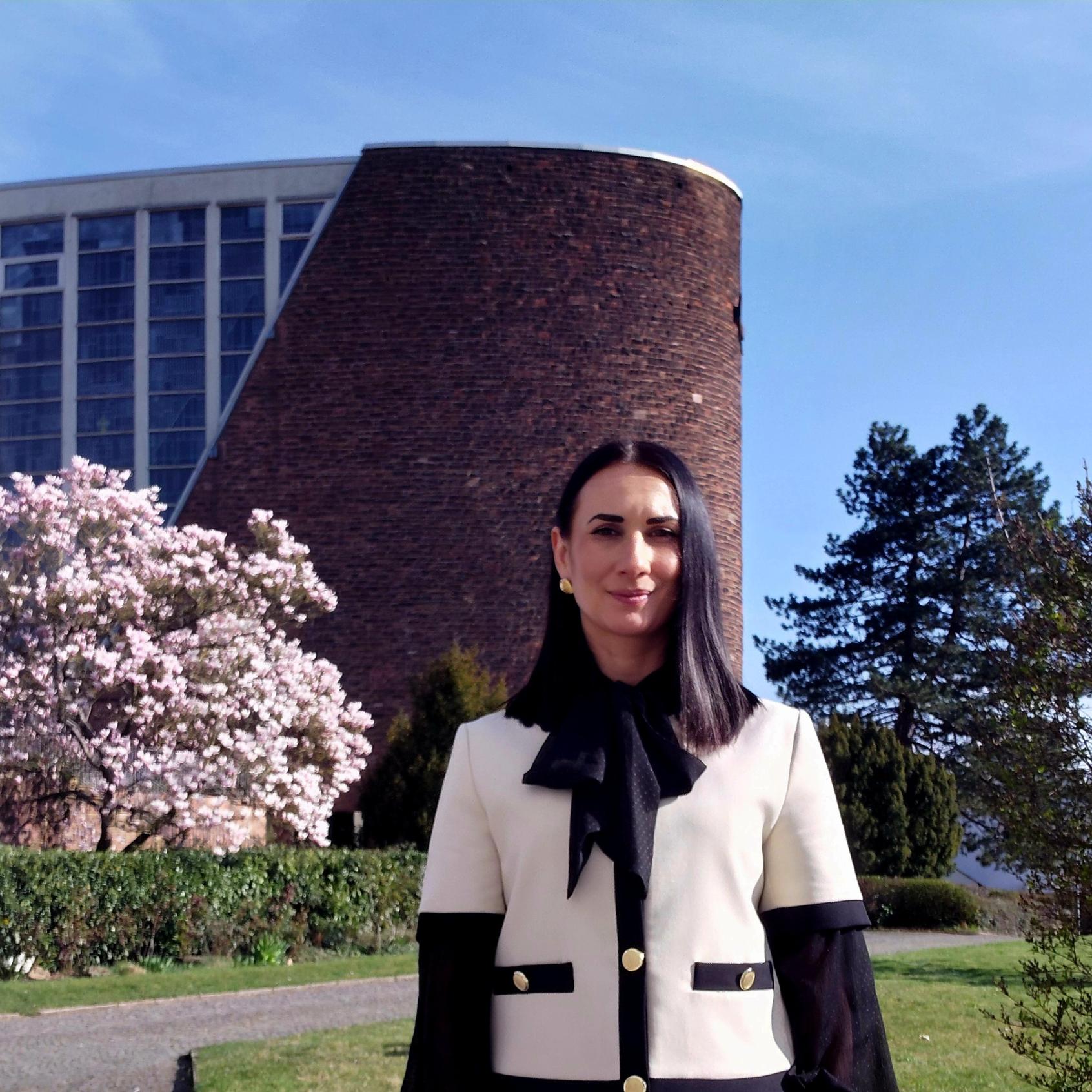 Pfarrsekretärin MCI Cornelia Sirbu