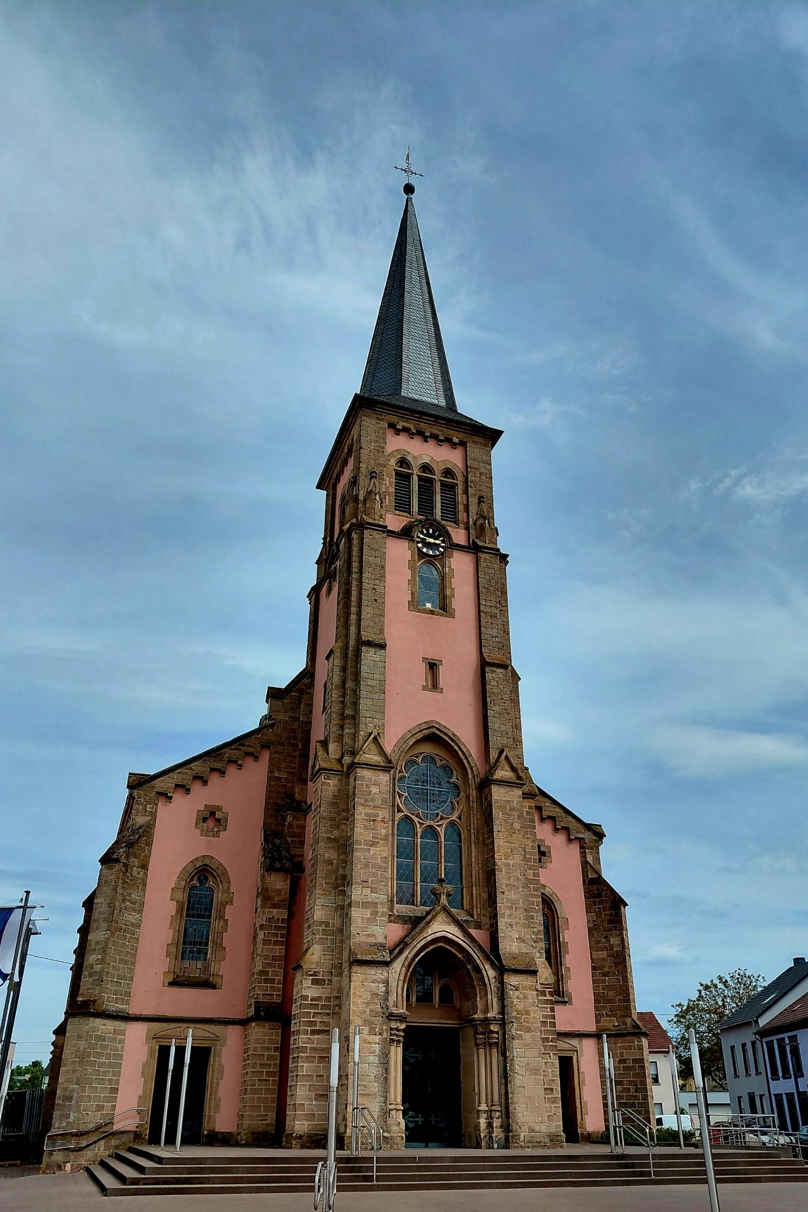 Kirche St.Maximin, Pachten