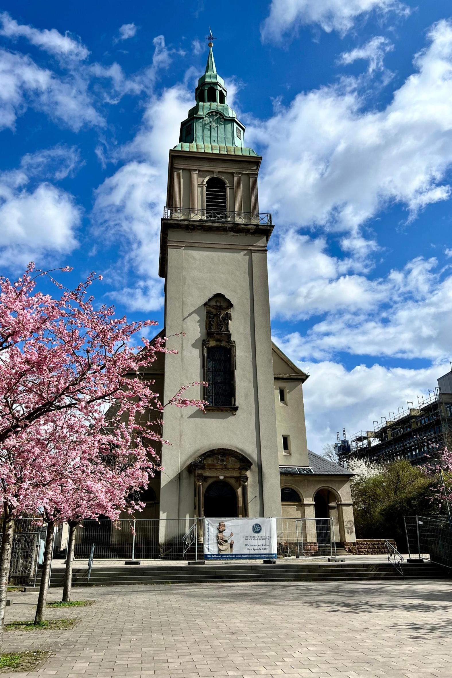 Kirche Hl. Dreifaltigkeit, Wiebelskirchen